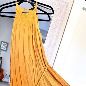 Long RW&Co maxi dress, smocked top, yellow L-XL